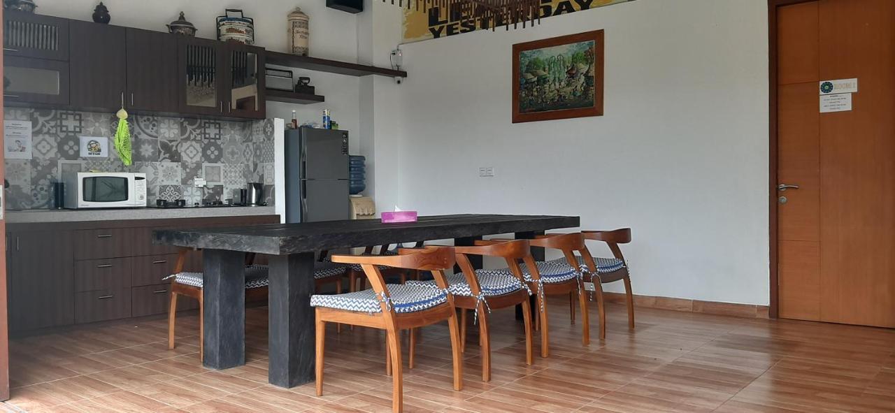 Ozora Tiying Tutul Hostel Canggu (Adults Only) Esterno foto