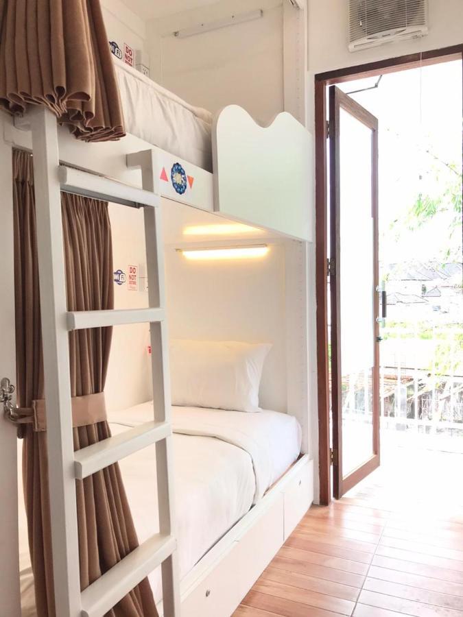 Ozora Tiying Tutul Hostel Canggu (Adults Only) Esterno foto